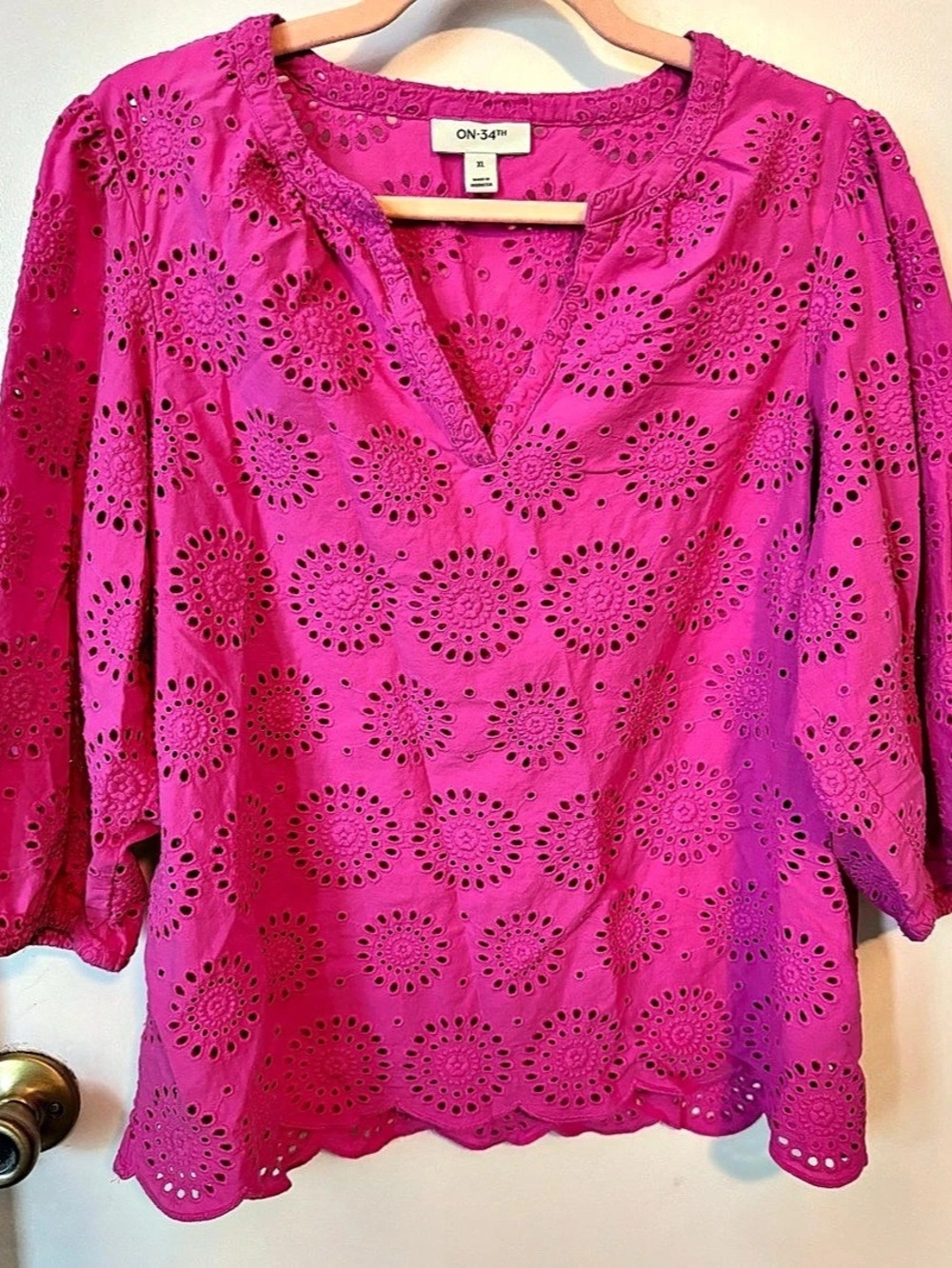 ON 34th Pink Eyelet Cotton Blouse XL Scallop Hem